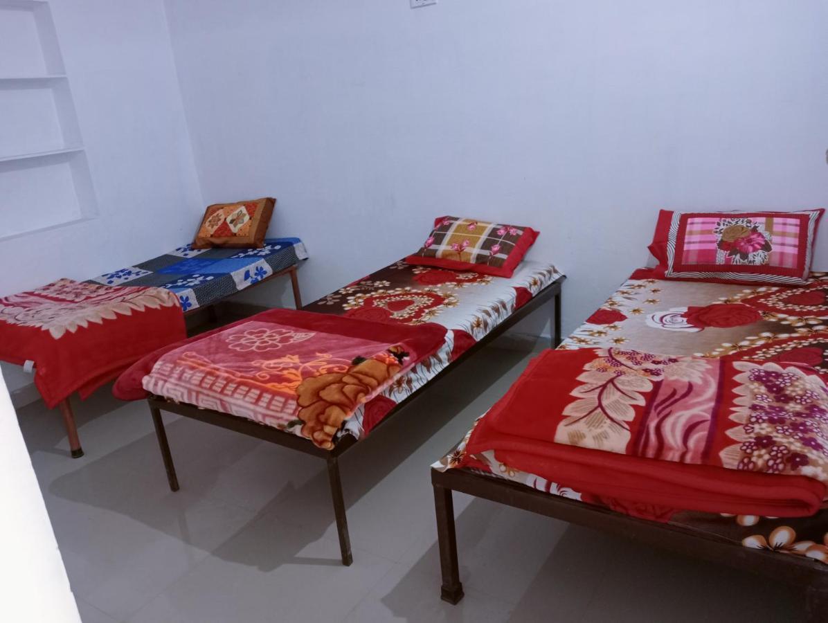 Veera'S Hostel Pushkar Exterior foto